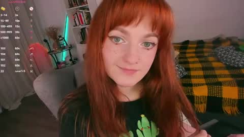 Snapshot of juliet_schoolgirl chatting on 05.10.26 Juliet online show from 05.10.26