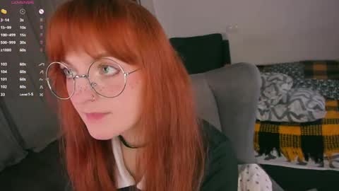 Snapshot of juliet_schoolgirl chatting on 05.29.26 Juliet online show from 05.29.26