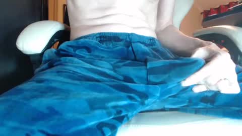 Juliet Whiskey Foxtrot online show from 01.18.25