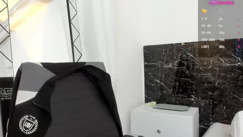 Juli online show from 01.13.25