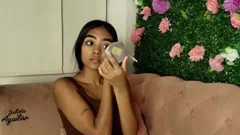 Juli online show from 01.10.26