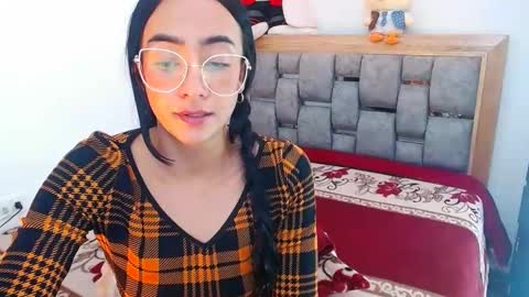 julieta art1 online show from 02.22.25