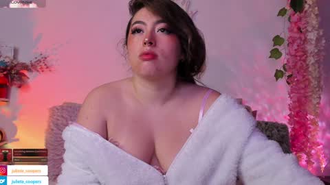 Juli  online show from 01.27.25