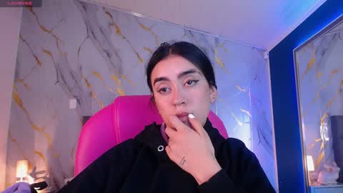 Julieta online show from 02.05.25