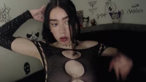 Julieta online show from 01.06.26