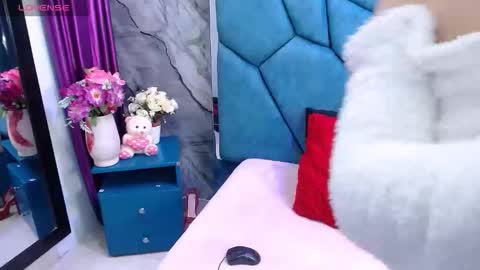 Julieta online show from 04.15.26