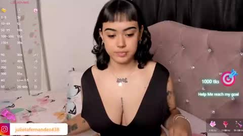 Julieta Fernandez online show from 01.15.25