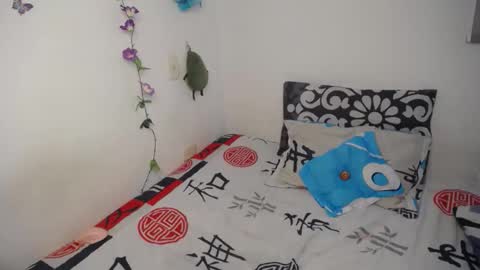 Julieta  Hass online show from 11.14.25