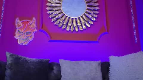  Julieta  online show from 12.02.25