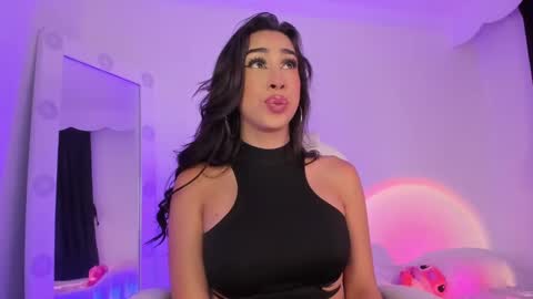 julietabomgv online show from 12.19.24