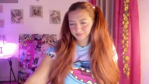 Snapshot of julietacollinss chatting on 06.26.26 Julieta online show from 06.26.26