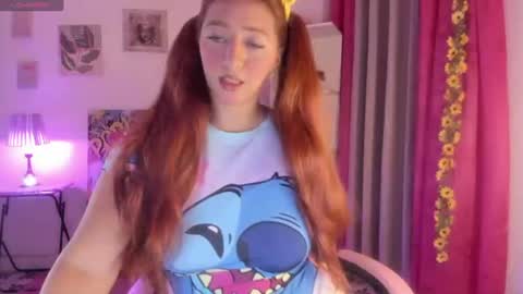 Snapshot of julietacollinss chatting on 06.27.26 Julieta online show from 06.27.26