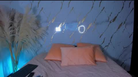 Julieth Gomez online show from 11.14.25