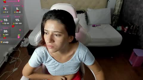 Snapshot of julieth_love_ chatting on 12.17.24 Julieth online show from 12.17.24