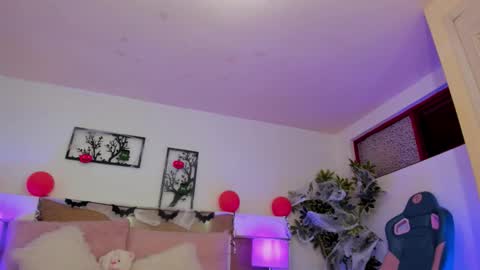 Snapshot of julietha_bianco_ chatting on 10.22.25 Julietha online show from 10.22.25