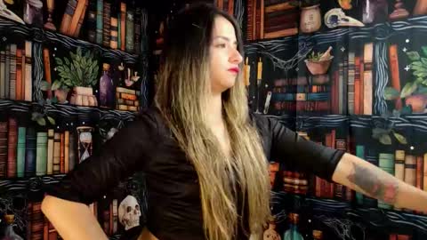 Snapshot of julietta__jackson chatting on 11.25.25 Julietta Jackson online show from 11.25.25