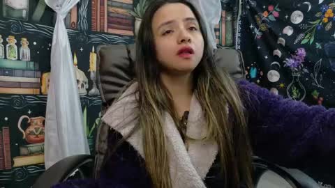 Julietta Jackson online show from 04.30.26