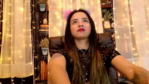Snapshot of julietta__jackson chatting on 07.17.26 Julietta Jackson online show from 07.17.26