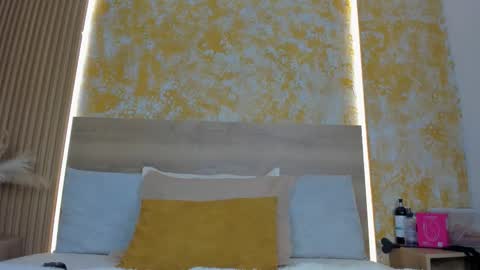 Julieta online show from 03.22.26