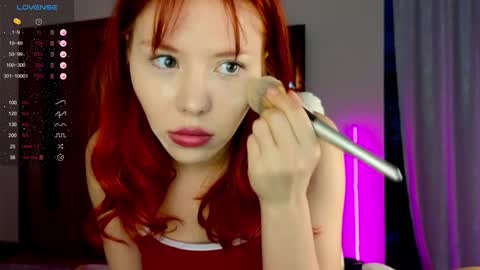 Snapshot of juliette_sunshine chatting on 12.20.24 juliette_sunshine online show from 12.20.24