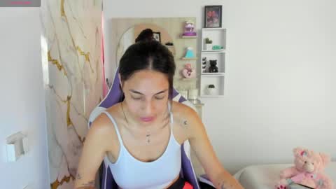 Snapshot of juliette_sweet05 chatting on 04.30.26 juliette online show from 04.30.26