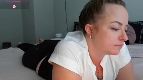 Juli Monroe online show from 03.19.26