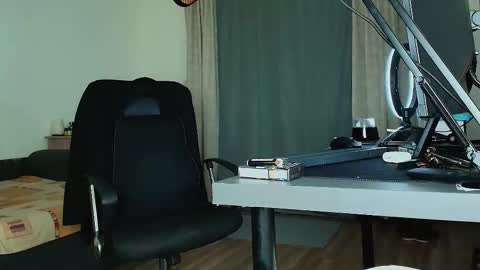 JULiUS   online show from 09.21.25