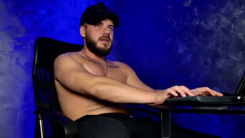 JULiUS   online show from 01.09.26