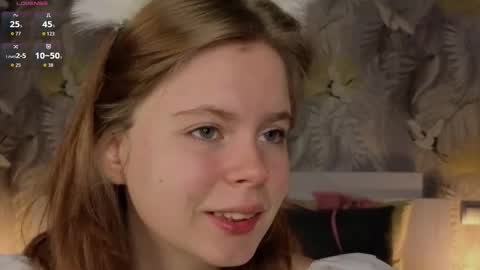 Julie online show from 10.10.25