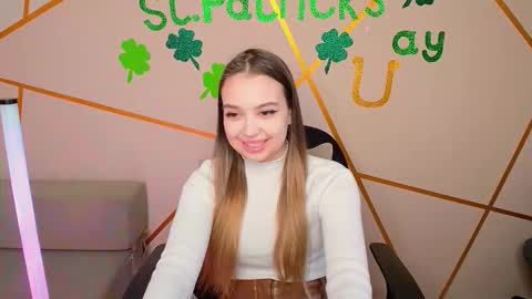 Snapshot of jullymood chatting on 03.21.26 DoubleCherry online show from 03.21.26