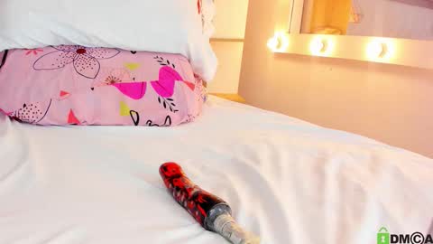  Juliana  online show from 11.19.25