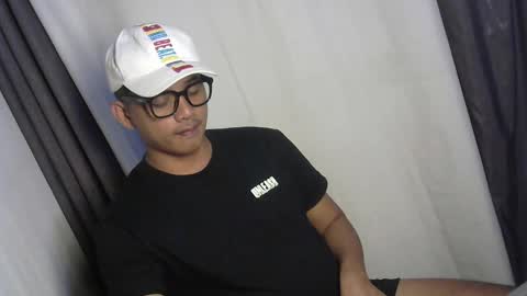 Snapshot of julz_alwayshorny chatting on 02.12.26 call me julz online show from 02.12.26