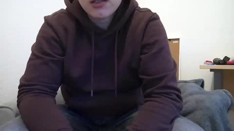 Snapshot of julzzy21 chatting on 11.27.25 julzzy21 online show from 11.27.25