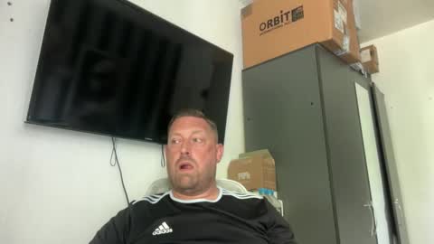 Snapshot of junky345 chatting on 04.13.26 Junky online show from 04.13.26