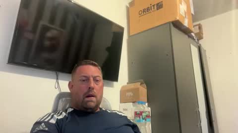 Snapshot of junky345 chatting on 04.15.26 Junky online show from 04.15.26