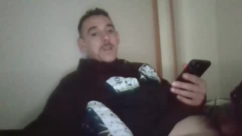   online show from 10.05.25