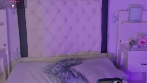 Snapshot of junosomnum chatting on 02.05.25 junosomnum online show from 02.05.25