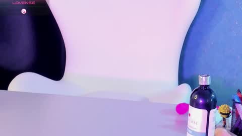 Snapshot of junosomnum chatting on 02.17.25 junosomnum online show from 02.17.25