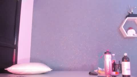 Snapshot of junosomnum chatting on 02.27.25 junosomnum online show from 02.27.25