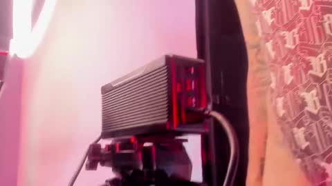 Snapshot of junosomnum chatting on 02.28.25 junosomnum online show from 02.28.25