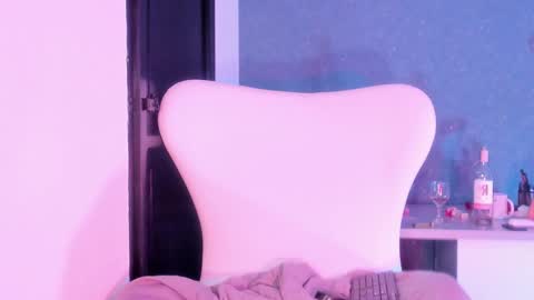 Snapshot of junosomnum chatting on 03.01.25 junosomnum online show from 03.01.25