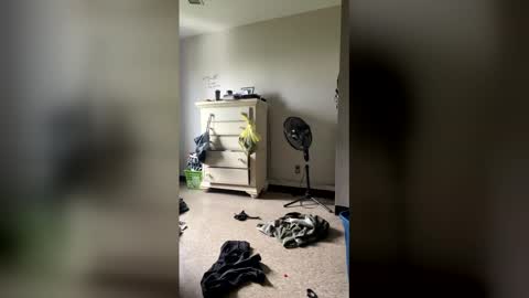 Snapshot of junosphboi chatting on 04.03.26 junosphboi online show from 04.03.26