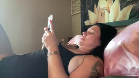 Flirty influncer online show from 06.21.26