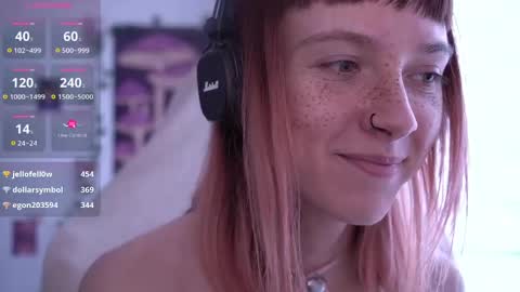 Snapshot of just_busking chatting on 02.09.25 Julia online show from 02.09.25