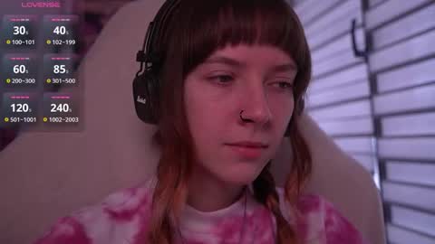 Snapshot of just_busking chatting on 09.12.25 Julia online show from 09.12.25