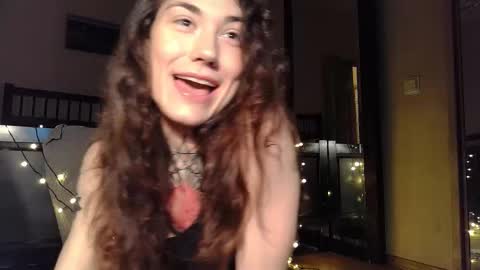 Snapshot of just_curly_ginger chatting on 01.08.26 Ginger Curly online show from 01.08.26