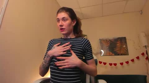 Snapshot of just_curly_ginger chatting on 02.17.26 Ginger Curly online show from 02.17.26