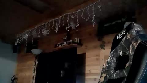 just_hangin_around online show from 10.06.25