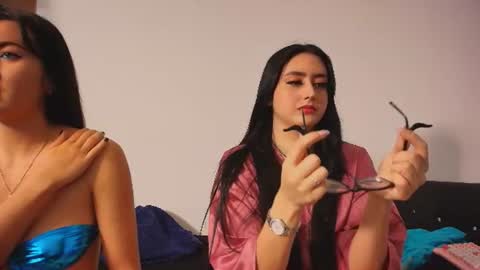  Isa y Luci  online show from 07.21.26