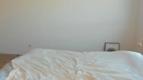 Jeni online show from 01.21.25